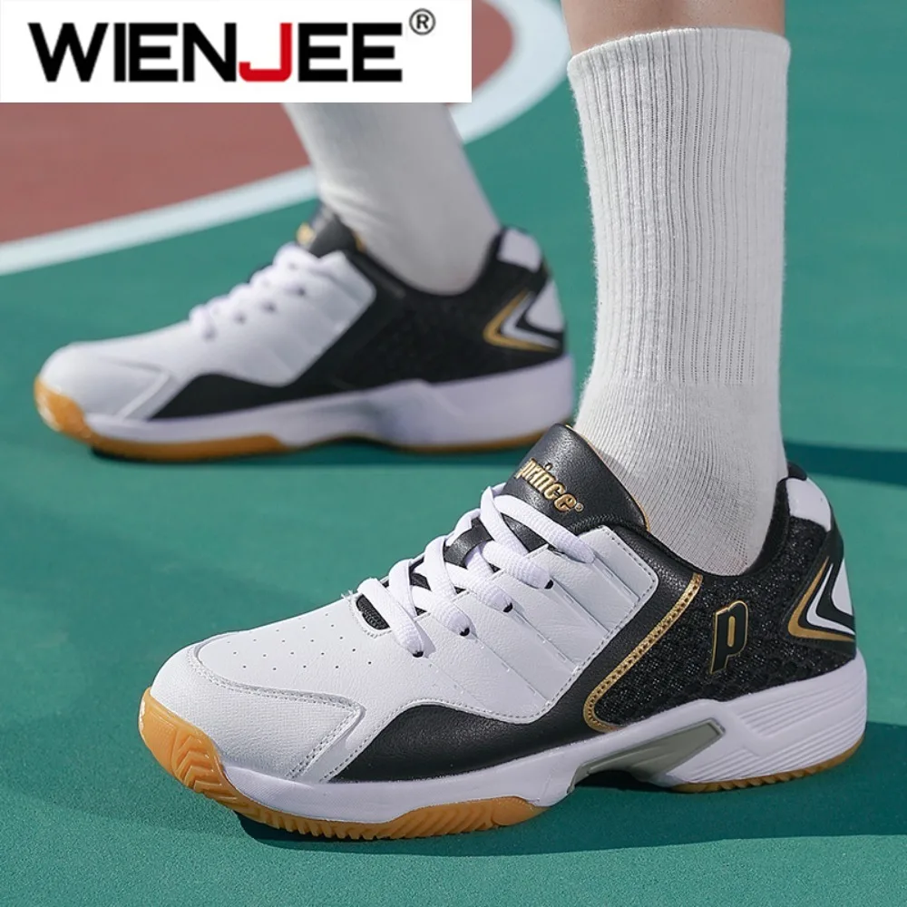 أحذية رياضية احترافية للرجال و - مراجعة Badminton Court وسعره