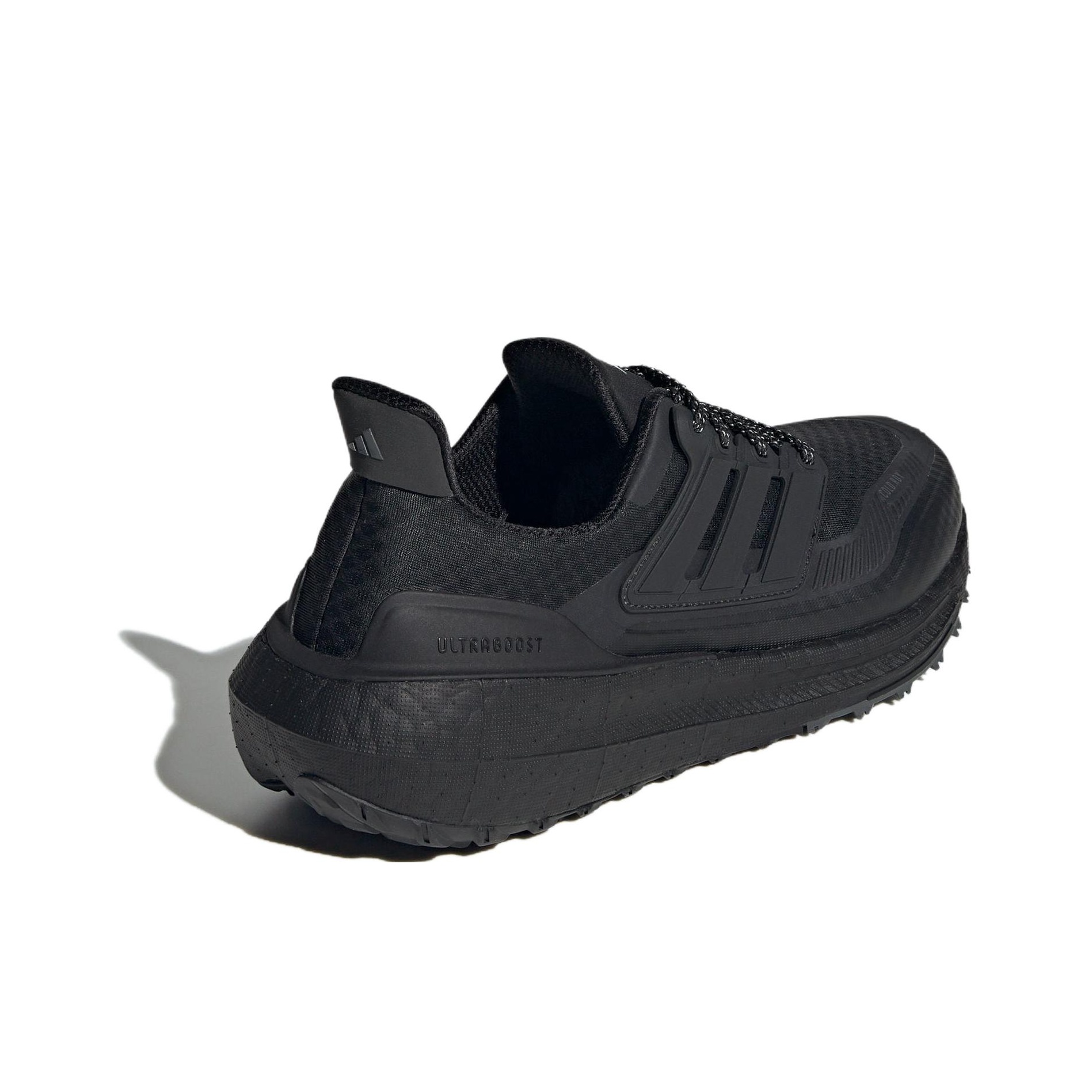 أحذية أديداس ألتربوست لايت فاب - مراجعة Adidas Shoes Ultraboost Light وسعره